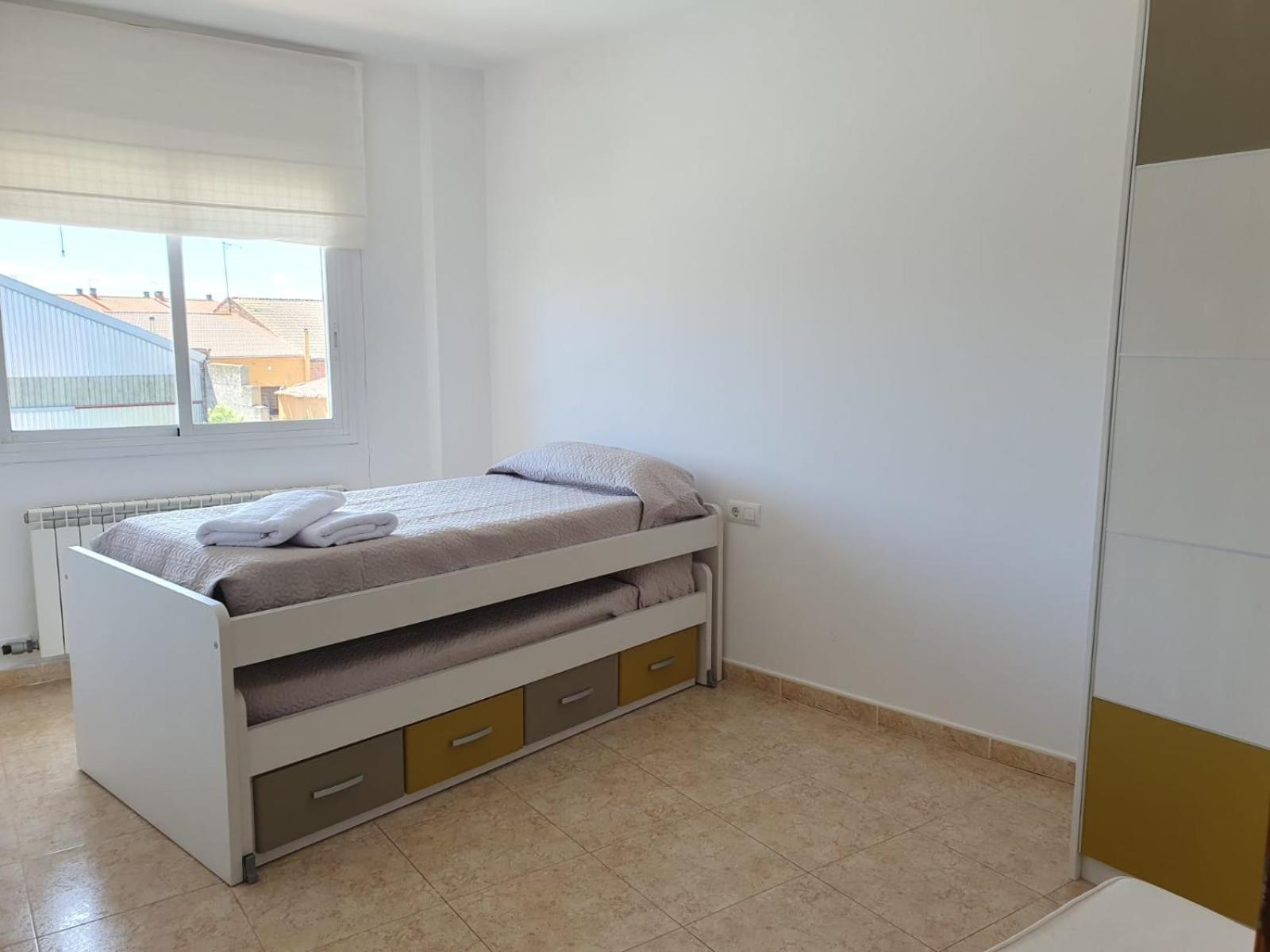 Lo Piset Del Pla Apartment Linyola Екстериор снимка